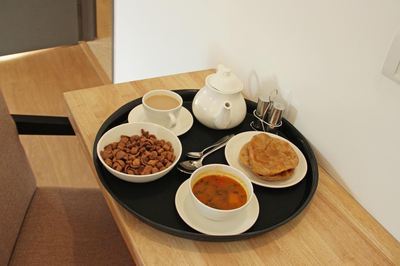 Oyo 11421 Regal Residency Hotel Amritszár Kültér fotó